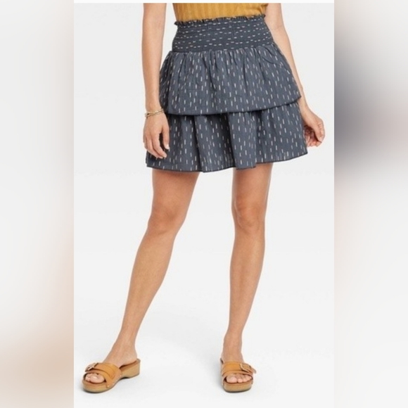 XL tiered mini skirt - Picture 2 of 3